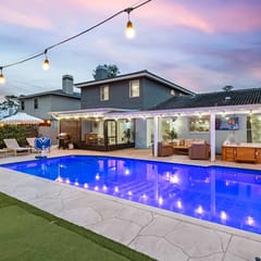 Heated Pool, Hot Tub,Theater, Fire Pit, Mini Golf