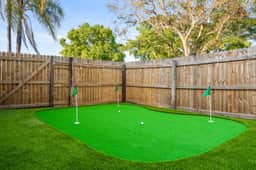 15 Minutes to Beach,Heated Pool,Mini-golf,FirePit