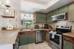 Waterfront Heated Saltwater Pool 8 mi to Beach - Image 5