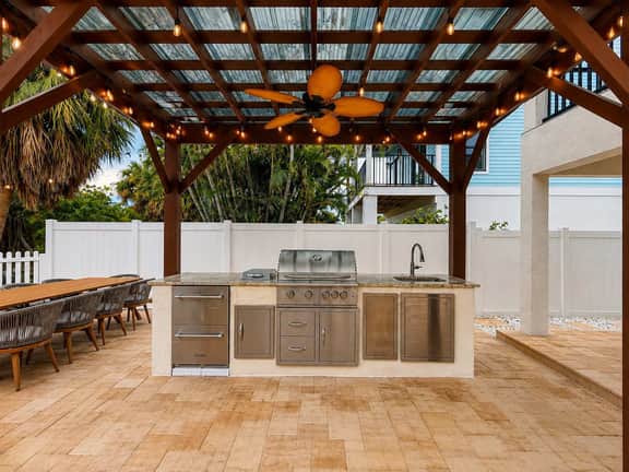 New Waterfront • Heated Pool & Spa • Walk to Beach - Image 3