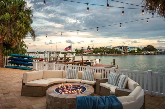 Indian Rocks Beach New Waterfront Heated Pool & Spa  Golf Cart E-Bikes Kayaks Game Room Fire Pit Walking Distance to the Beach - Image 3